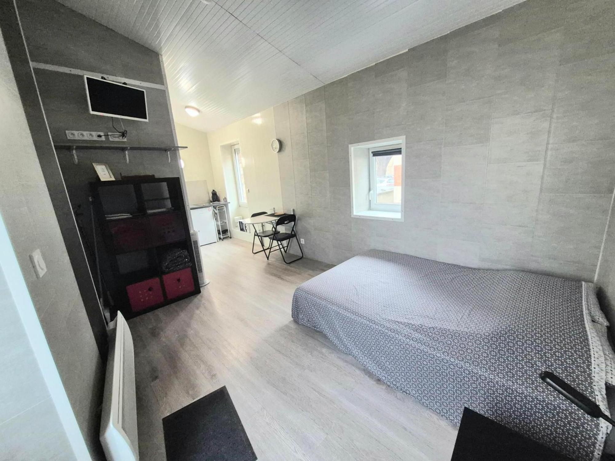Studio Des Lacs - 2 Pers - Centre-Ville Brassac-les-Mines Eksteriør billede